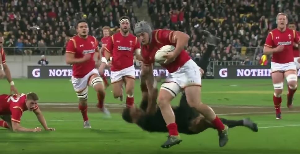 SUPERCUT: Video proves Jonathan Davies is the best centre in the world rugby