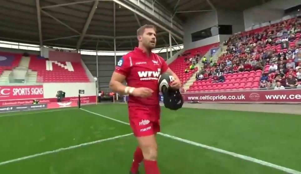 VIDEO: He's back - Leigh Halfpenny scores on Scarlets debut