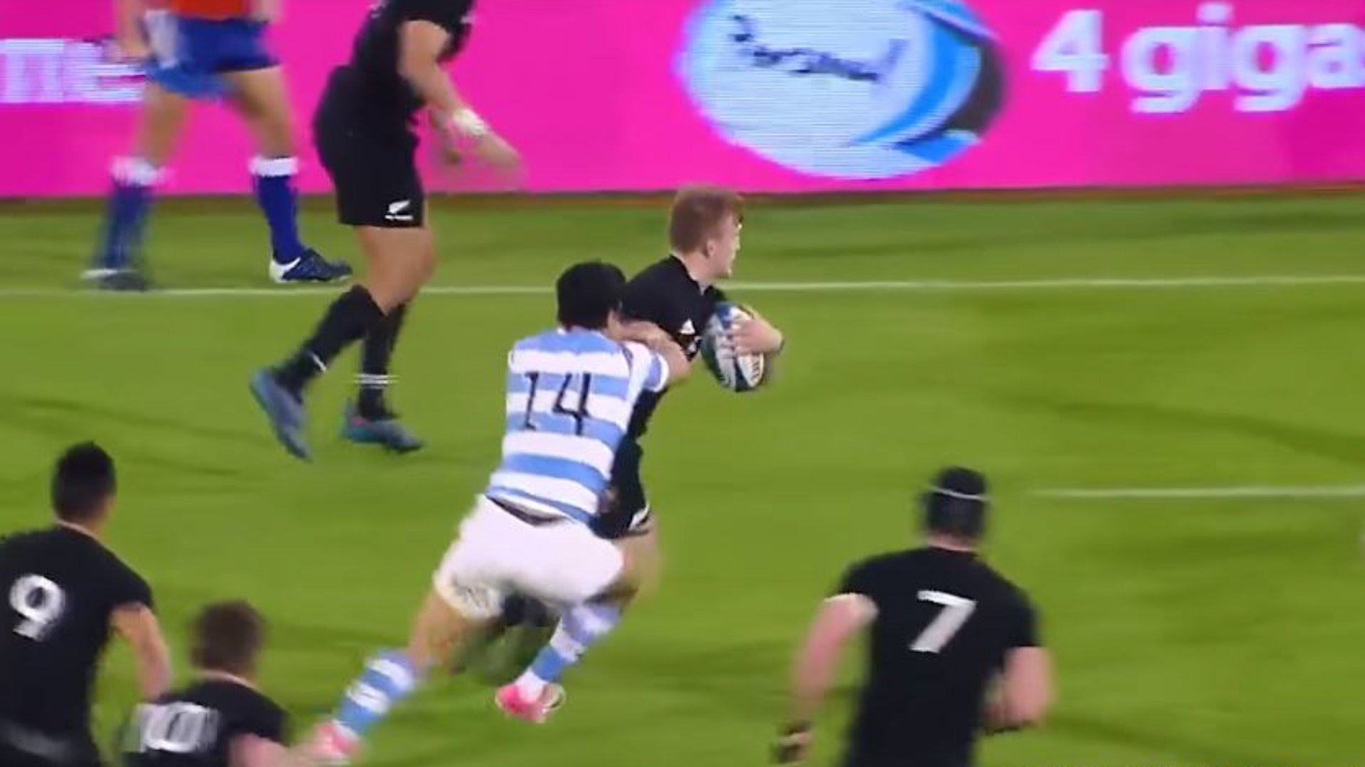 WATCH: Damian McKenzie playing on easy-mode against Argentina