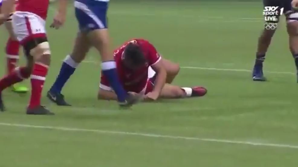 VIDEO: Maori All Black Bateman gets carded for dropping giant prop with face smash