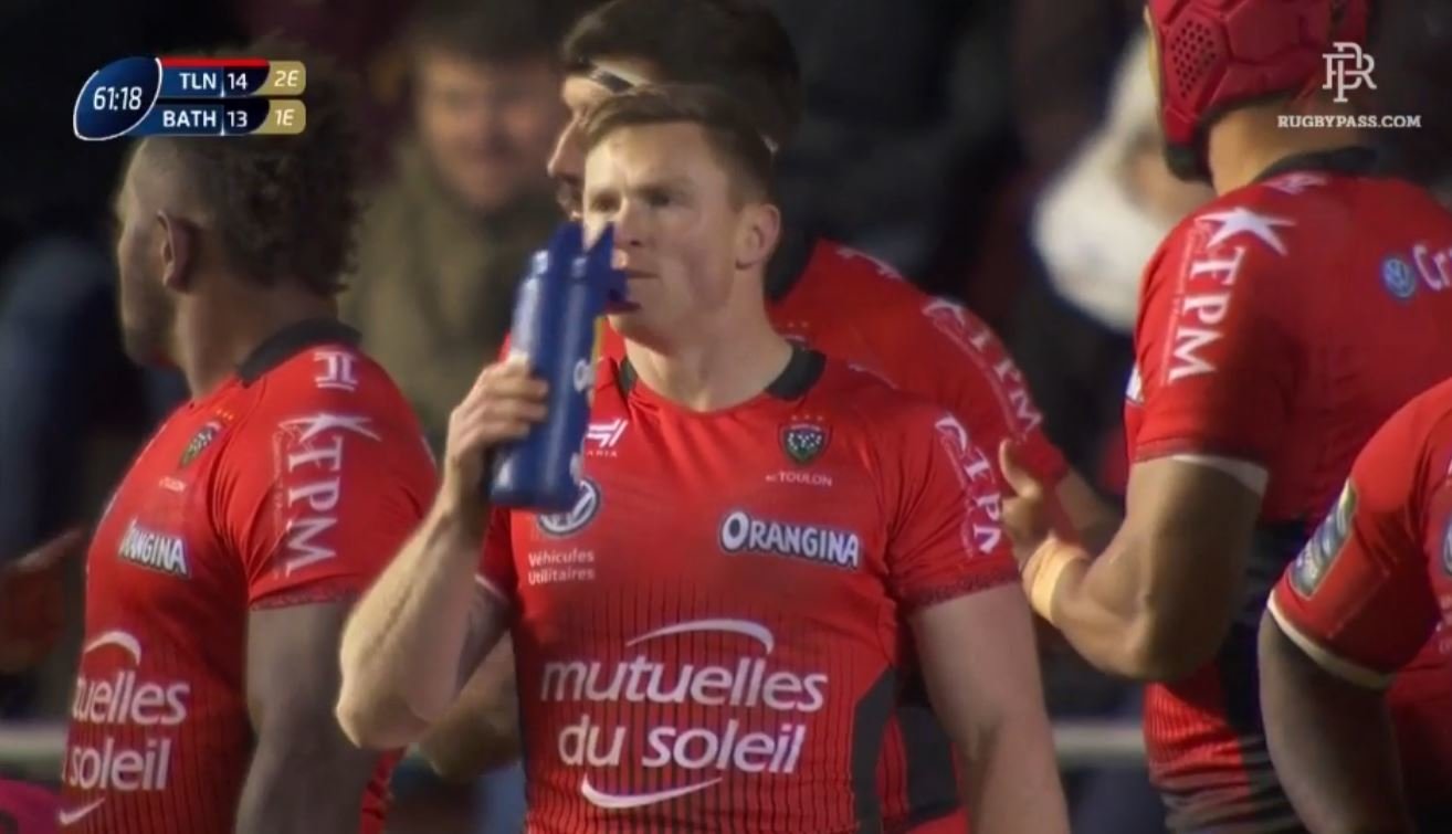 WATCH: Chris Ashton makes the worst mistake in the history of sports