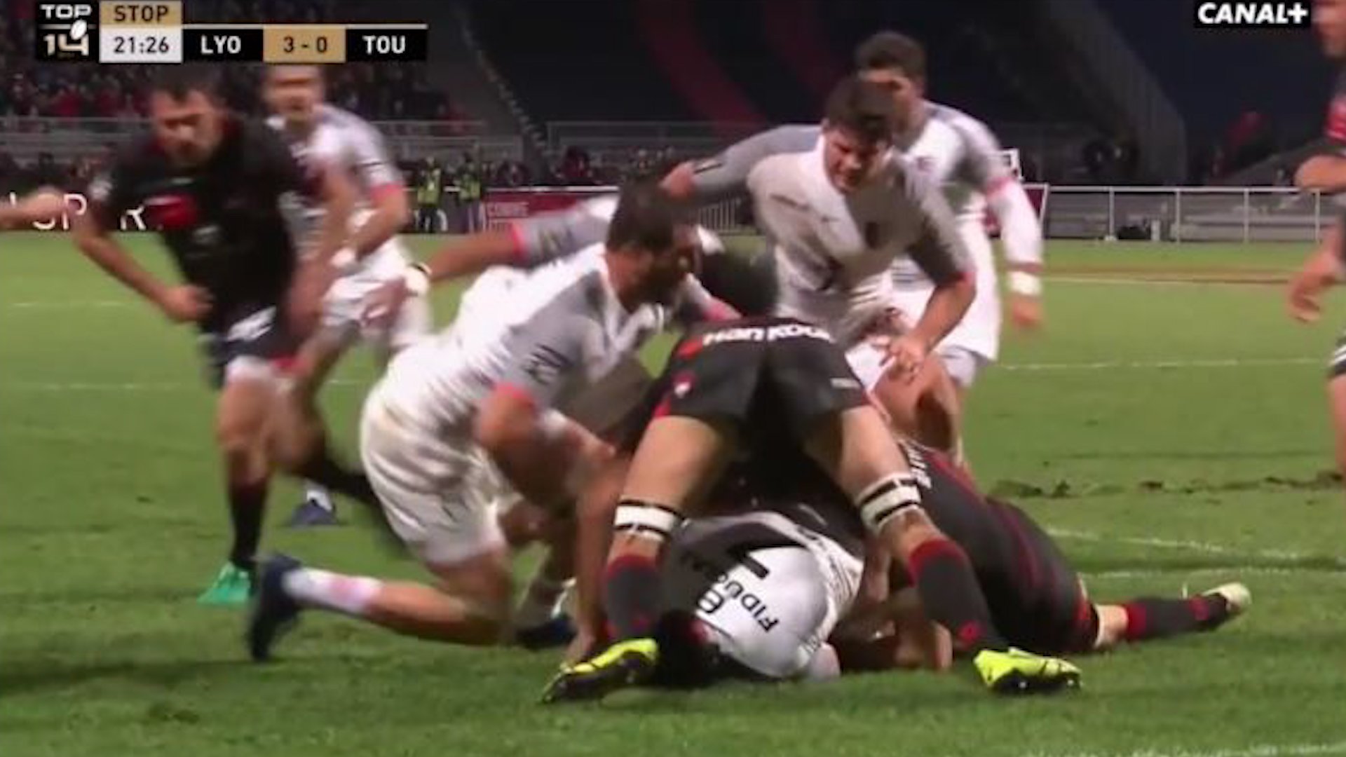 WATCH: The moment a Toulouse player protects Lyon's Virgile Bruni after he suffered this season-ending knee injury