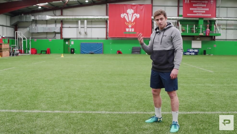 VIDEO: Leigh Halfpenny on how to kick like Leigh Halfpenny