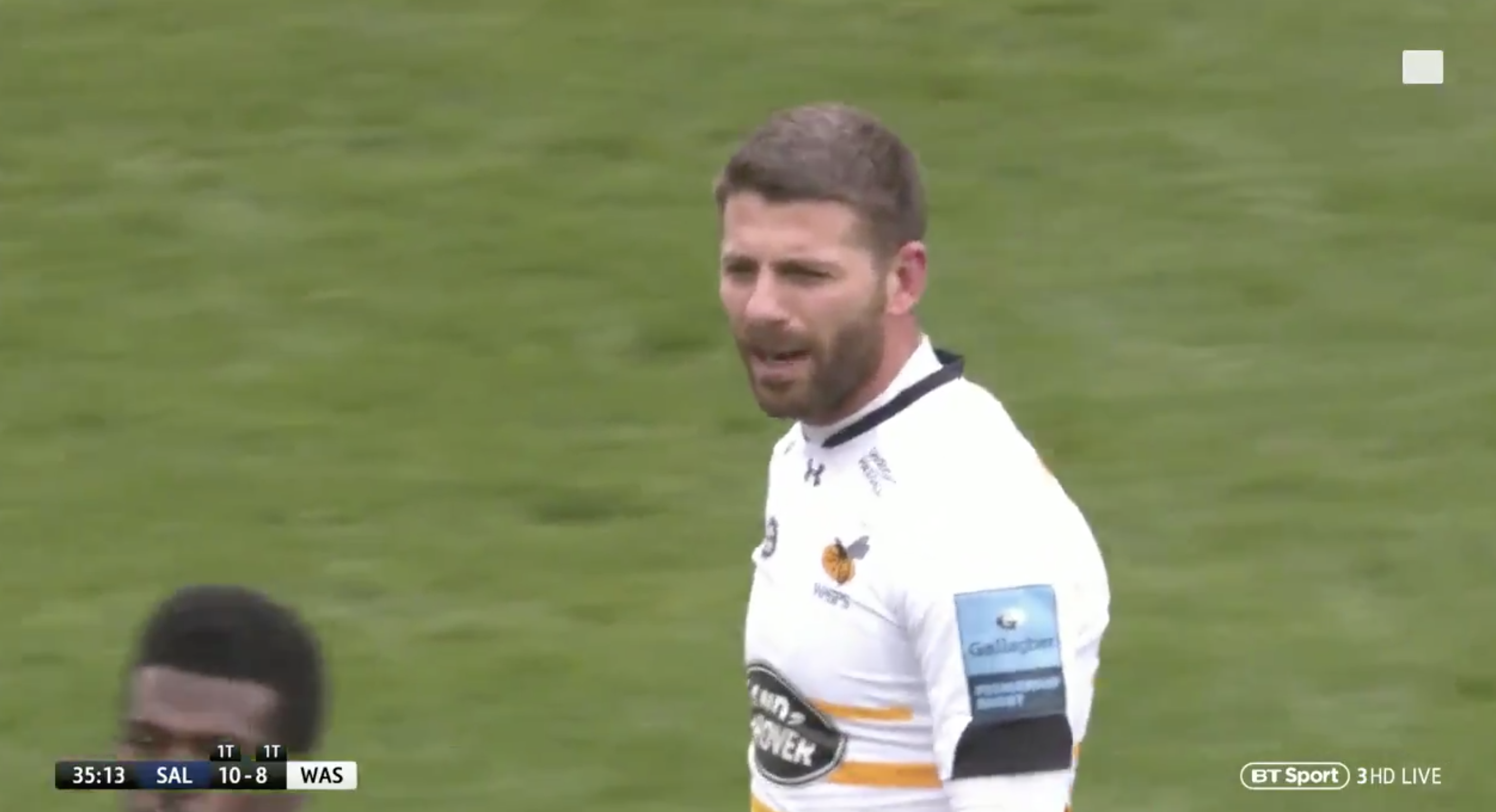 VIDEO: Willie Le Roux picks up where he left off with South Africa in ELECTRIC try for Wasps