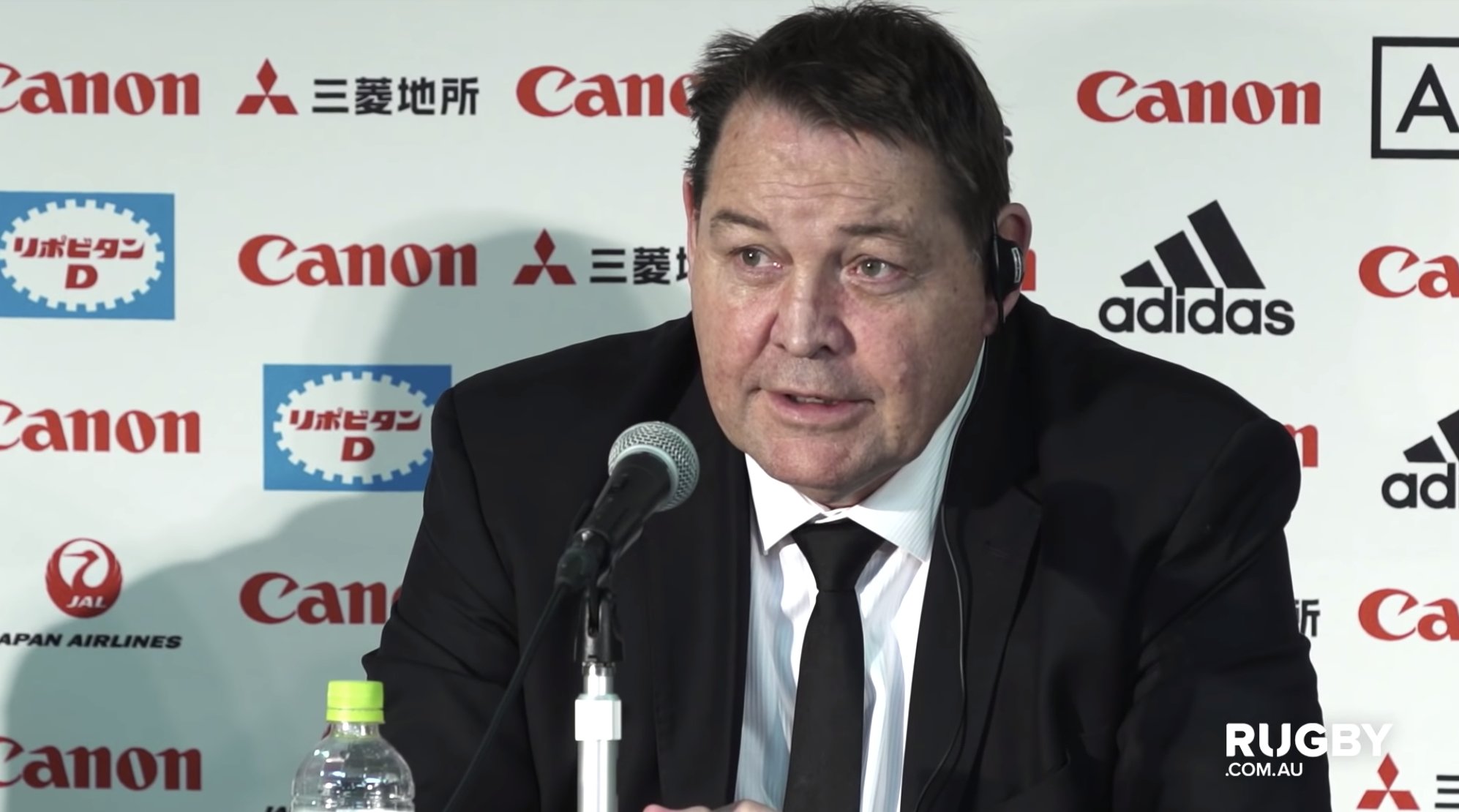 WATCH: Steve Hansen absolutely BUTCHERS the Irish accent after being asked Conor Murray question