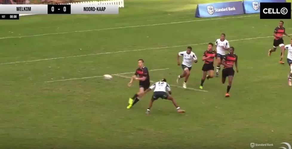 VIDEO: South African schoolboy side go 100 metres with 5 passes in 20 seconds