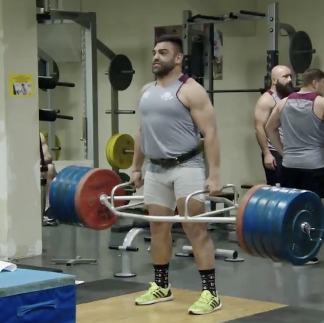 WATCH: Georgians lift RIDICULOUS amounts in their barbarian gym session