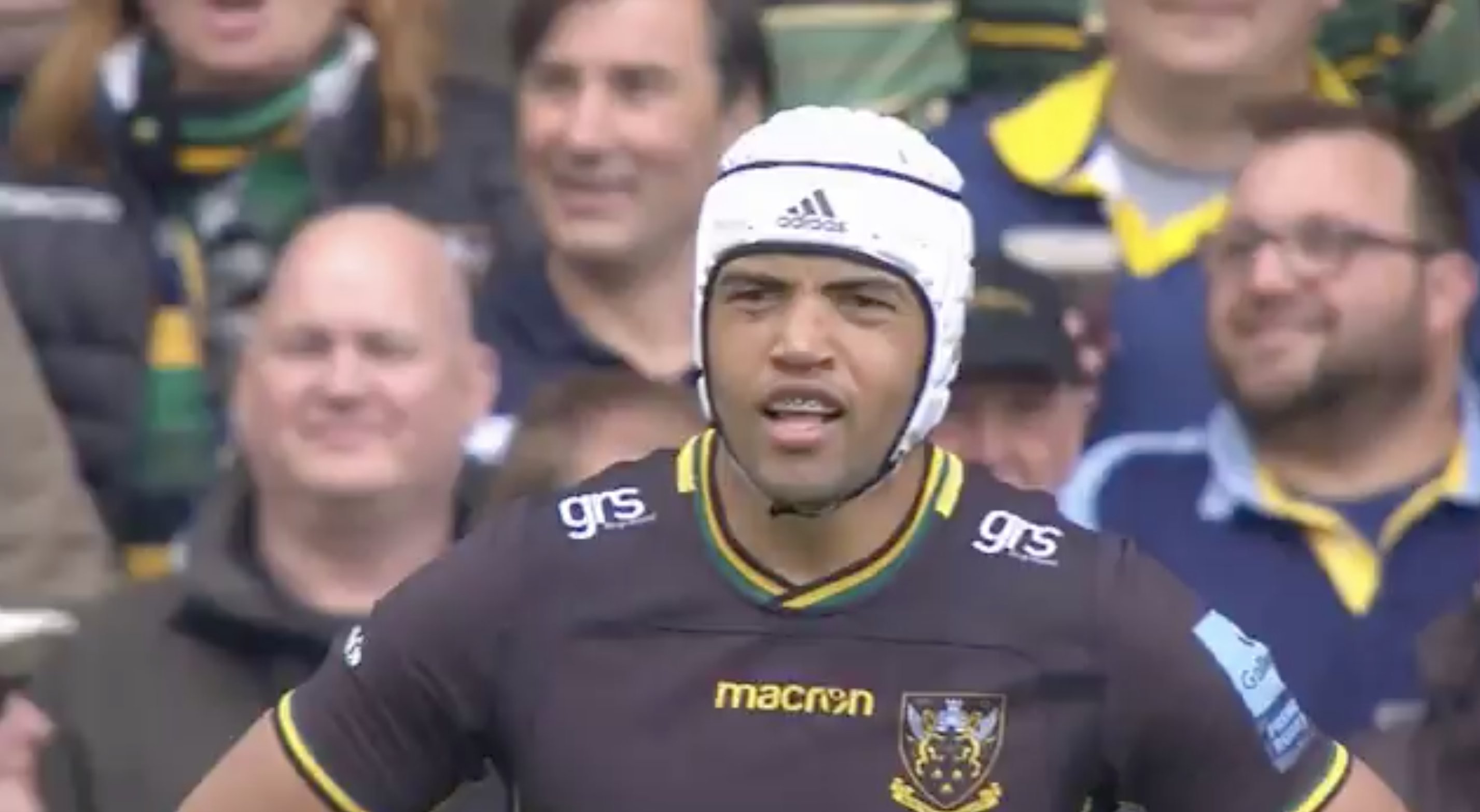 WATCH: In his final game for Saints, with his very first touch of the ball, Luther Burrell has DREAM moment