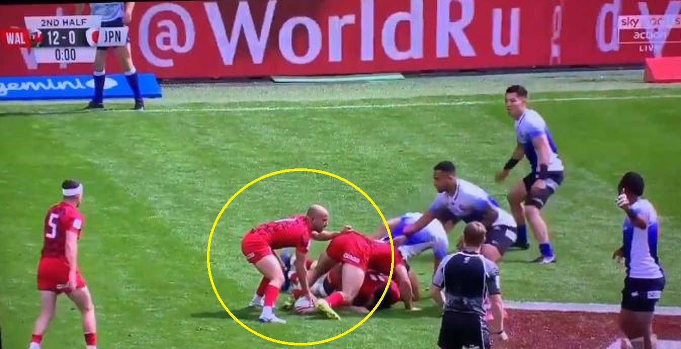 VIDEO: The 'dummy kick out' the latest craze sweeping Sevens
