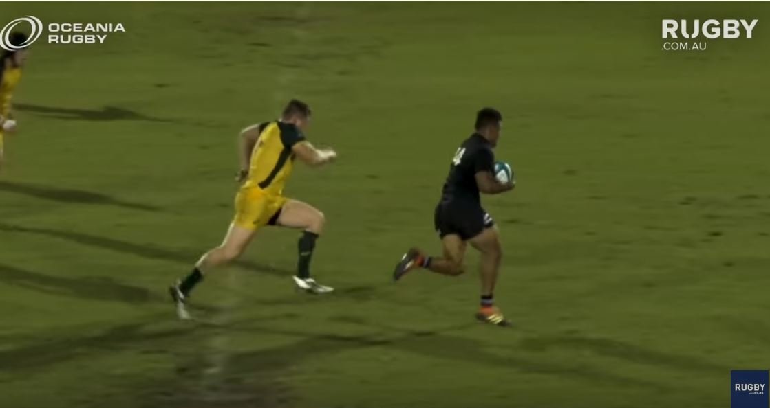 FOOTAGE: Phenomenal tackle on giant NZ U20 wing shows why you never give up on a rugby field