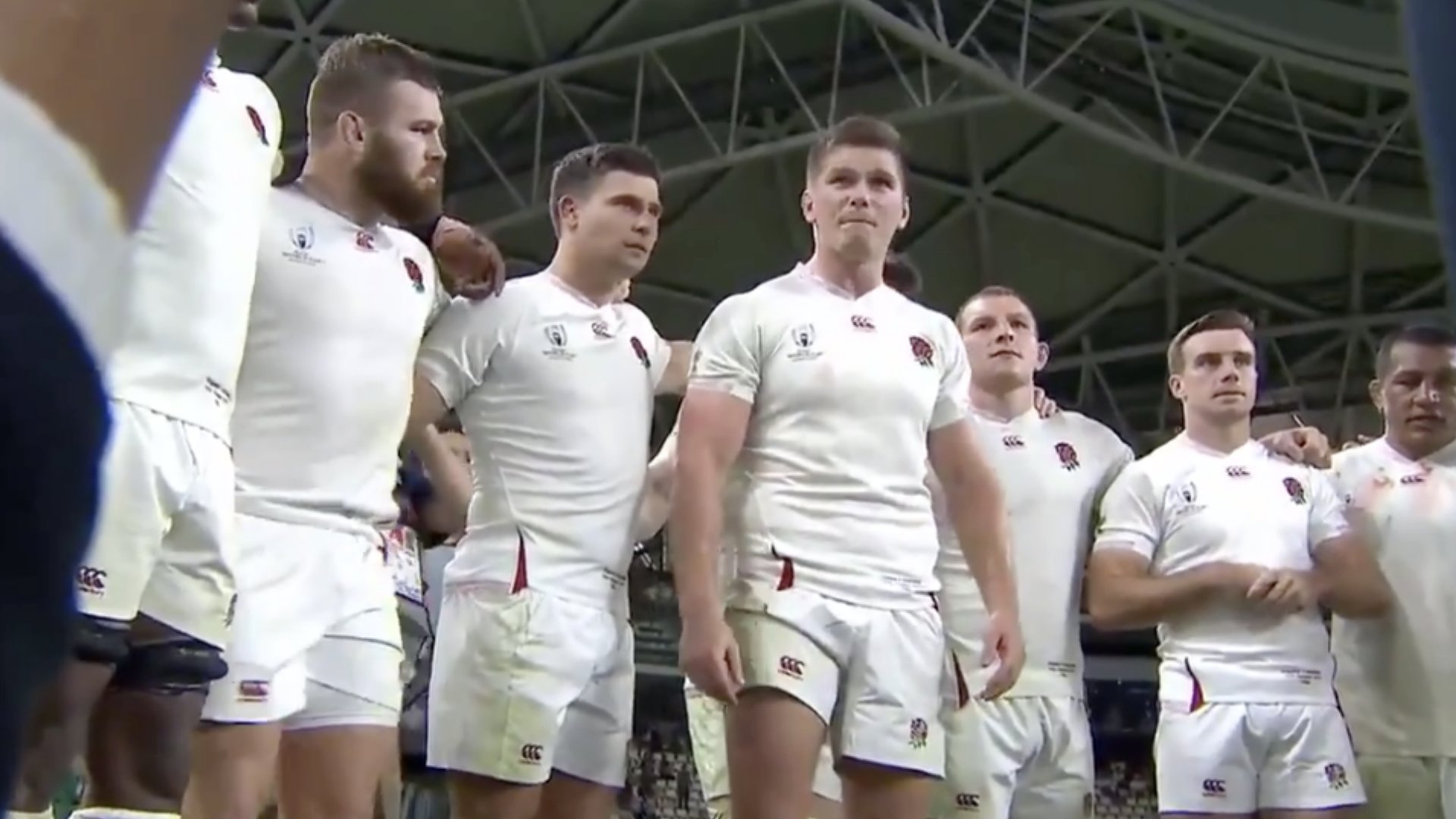 Owen Farrell gives it the big lips in epic post-match team talk