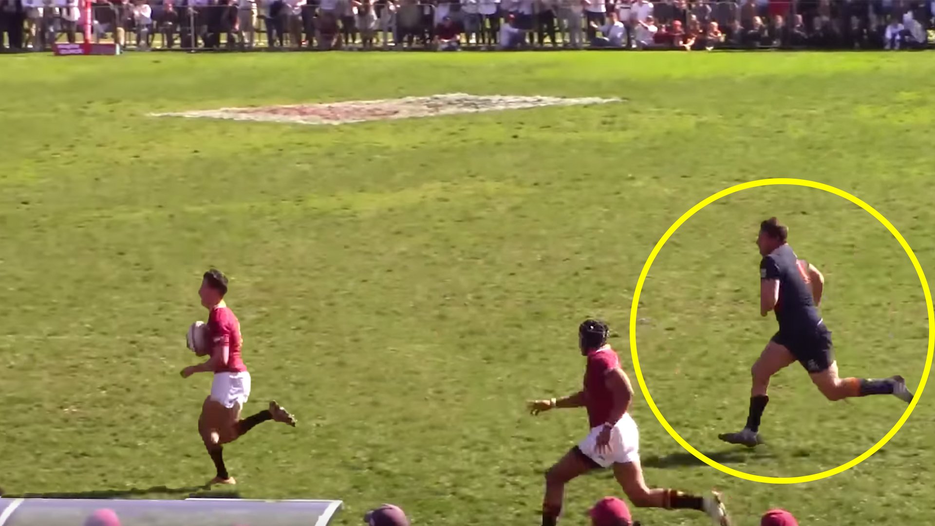 Massive Prop is wowing people with his incredible speed as he catches winger from impossible margin