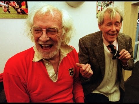 Incredible video of Peter O'Toole and Richard Harris sharing rugby banter is going viral online