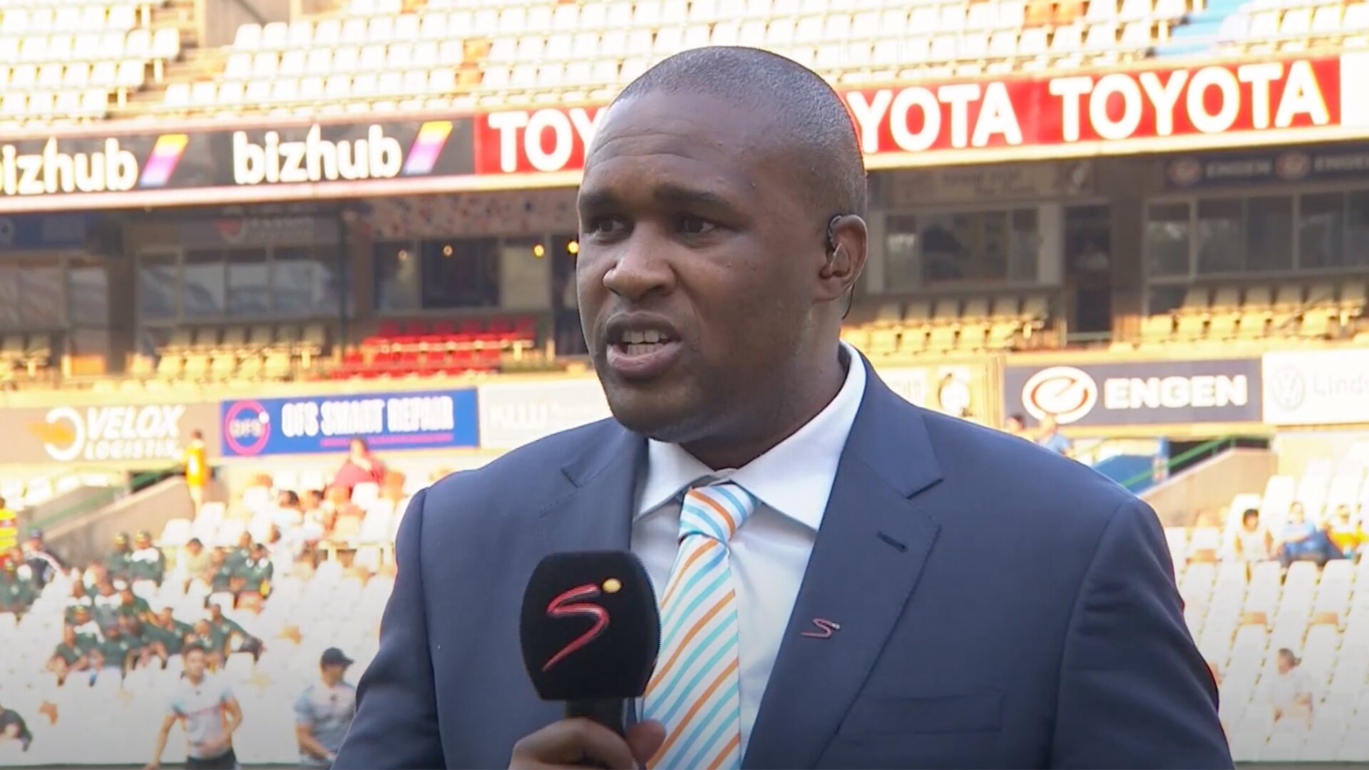 One of the World's best Springbok rugby commentators loses battle with COVID-19