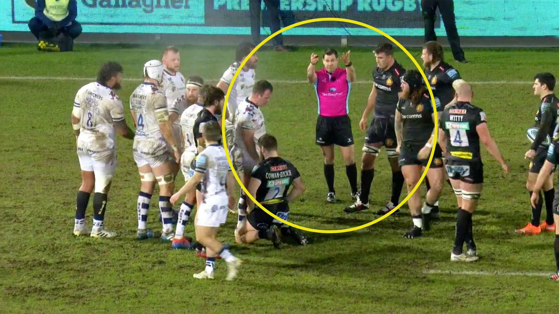 'It ain't on' - social media slams referee for strange decision in crunch West Country derby