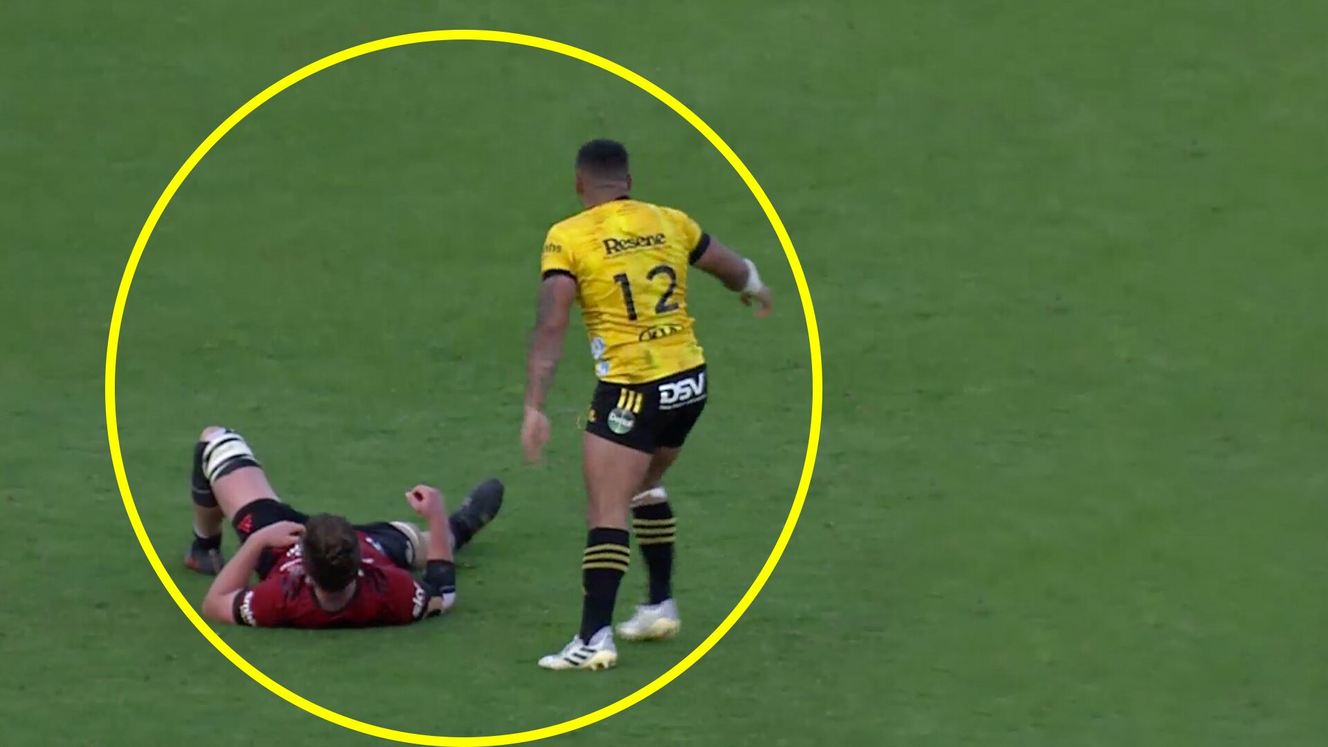 Player cam footage of Ngani Laumape shows shocking grub hit on Scott Barrett