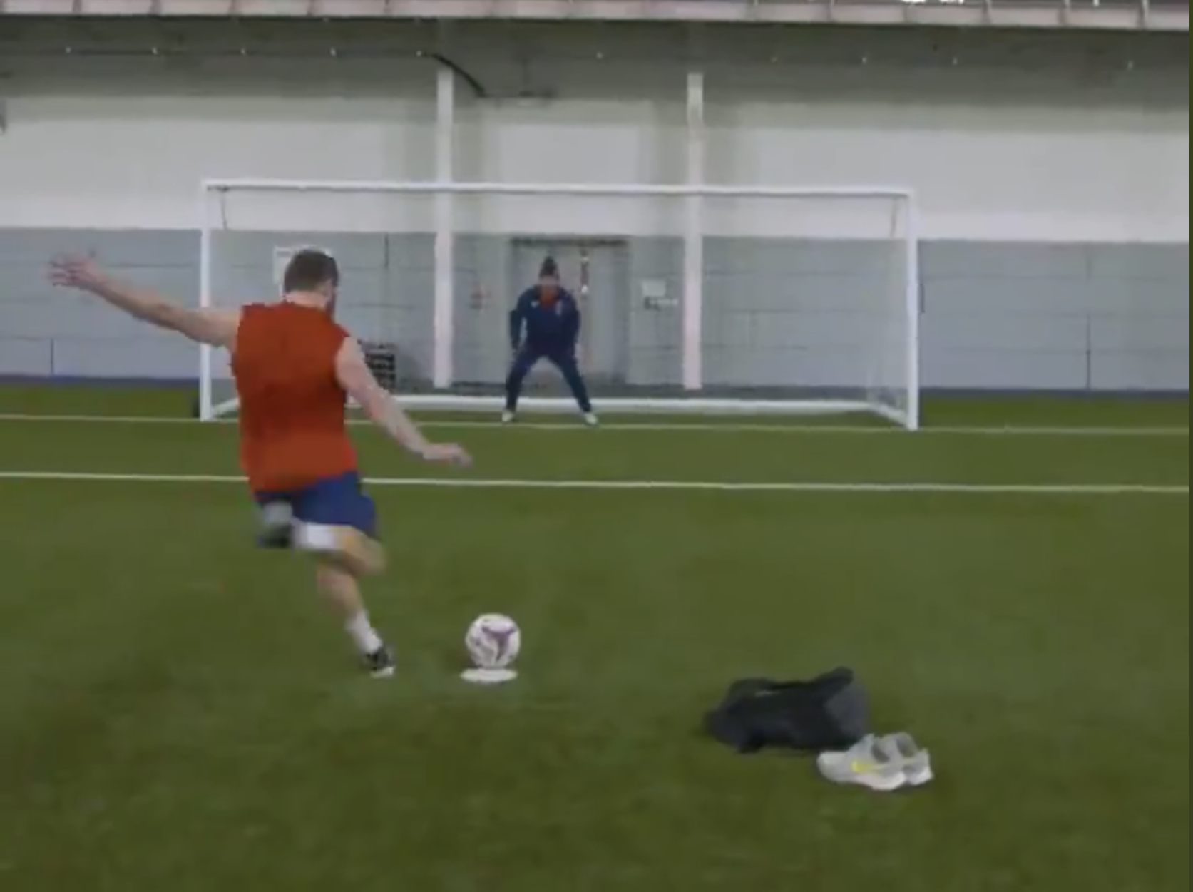 Unlikely England rugby star unleashes super footballing skills