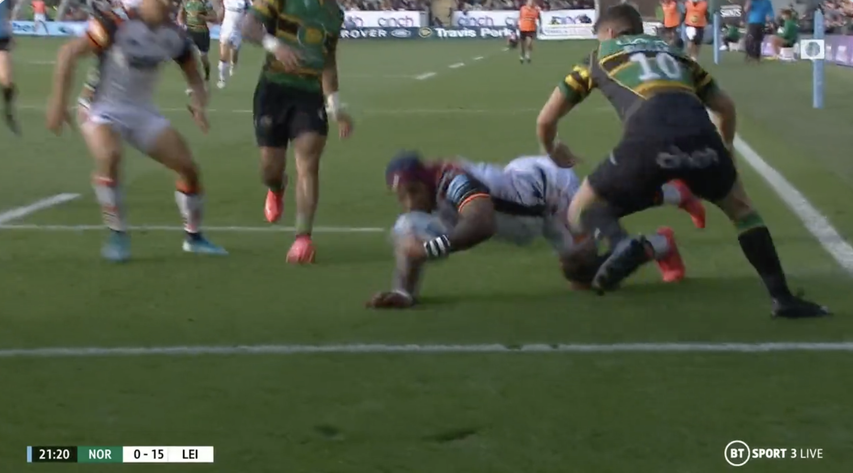 125kg Nemani Nadolo collapses in terror of fly-half charging at him