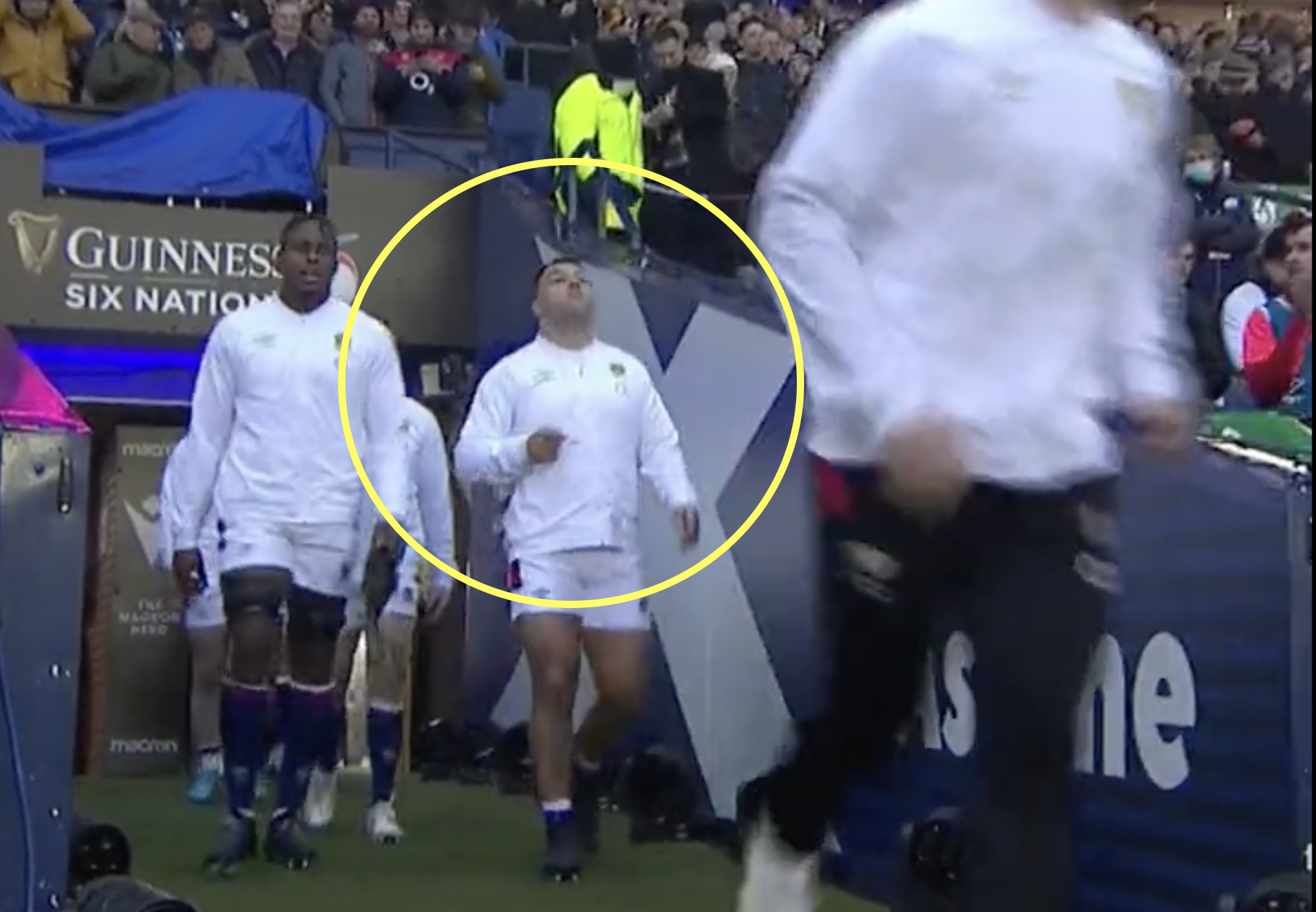 England man looks savage moments before kick-off and Genge finds it hilarious