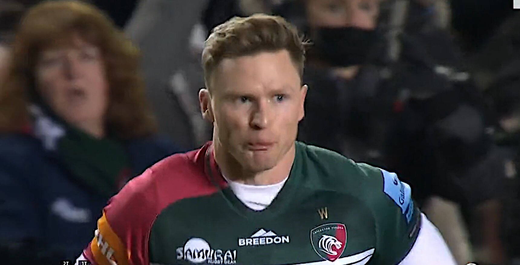 Seconds into his debut, Chris Ashton desecrates Welford Road