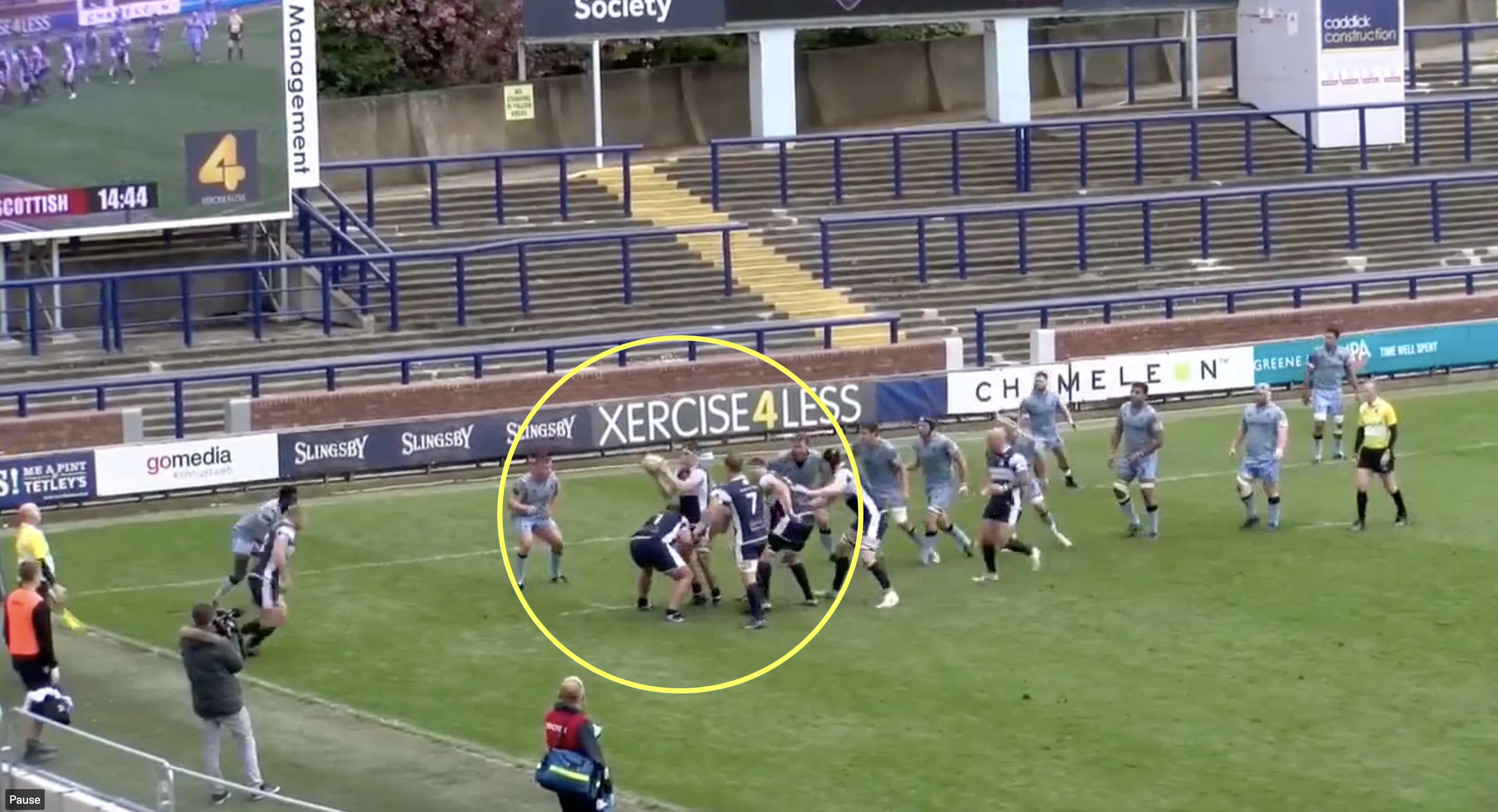 The bizarre 90 seconds where rugby accidentally broke goes viral