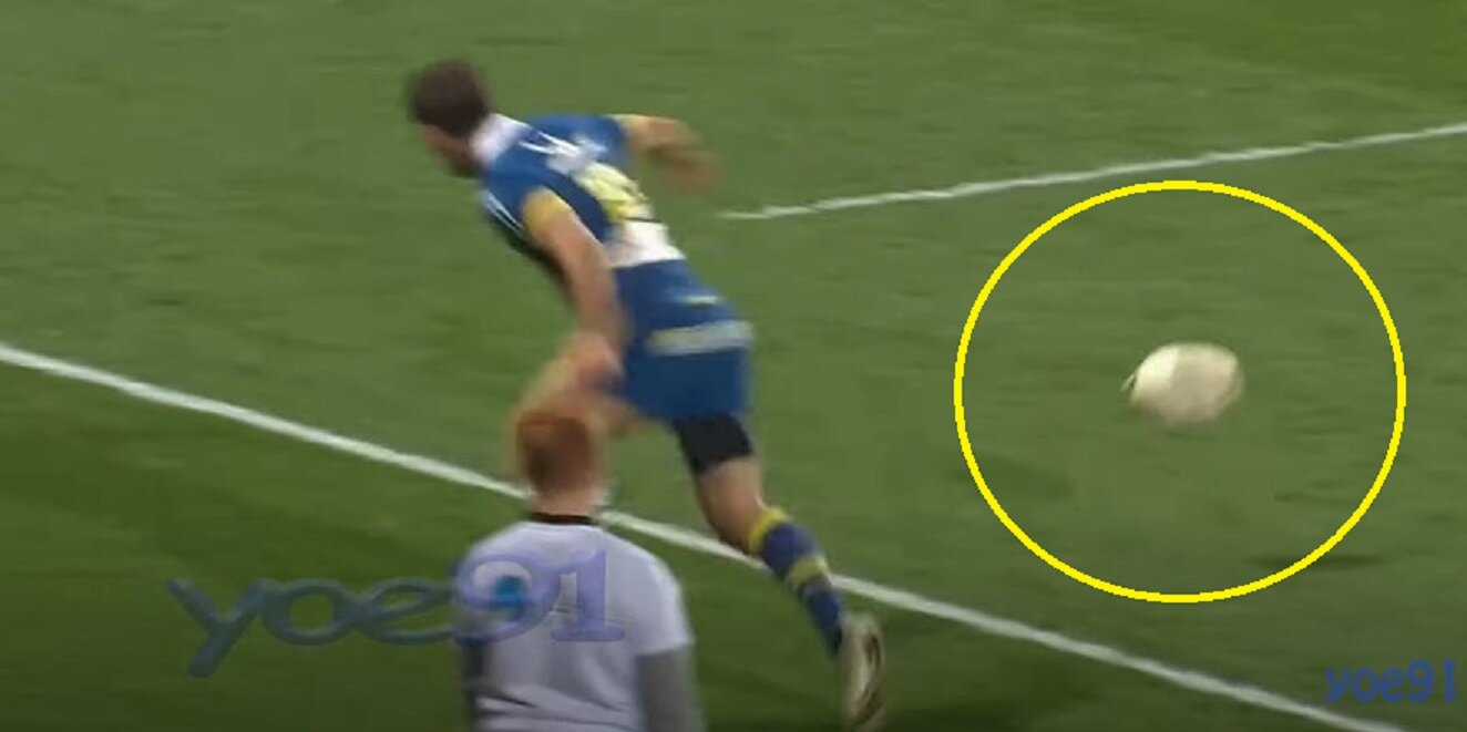 The mistake that cost Morgan Parra his Clermont career