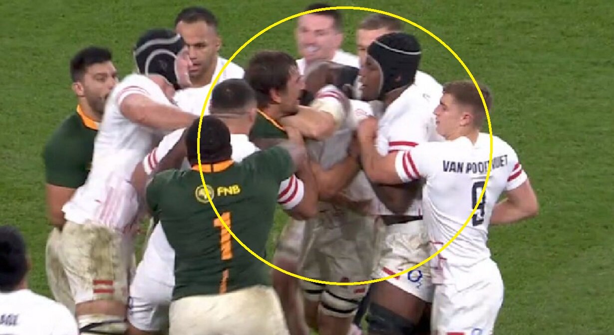 Even the TMO missed this grub act from Etzebeth