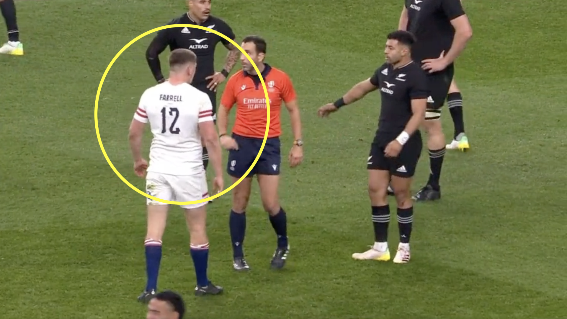 Owen Farrell shuts down Richie Mo'unga right in front of Raynal