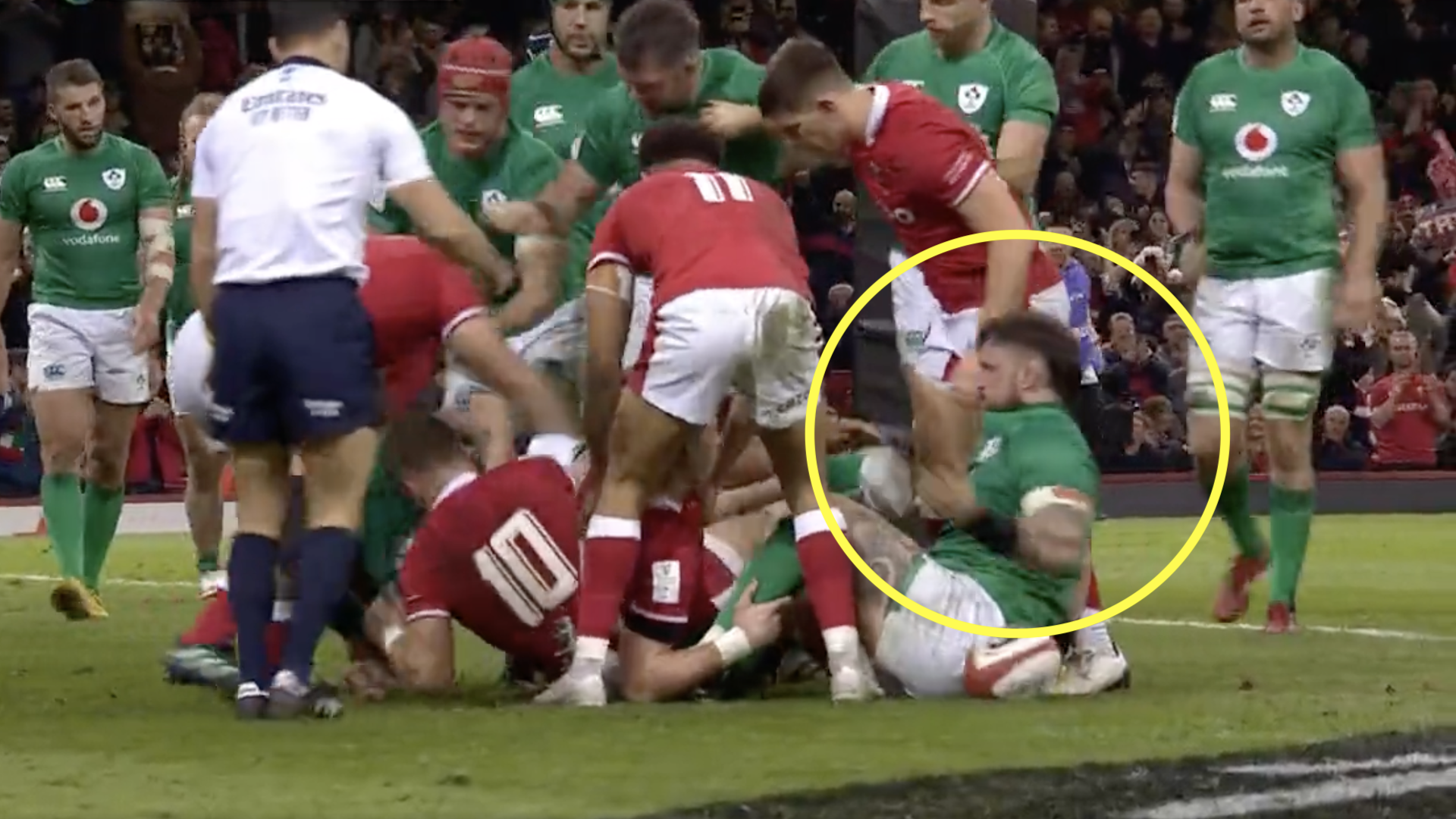 Cheap shot from Ireland loosehead triggers all-out brawl